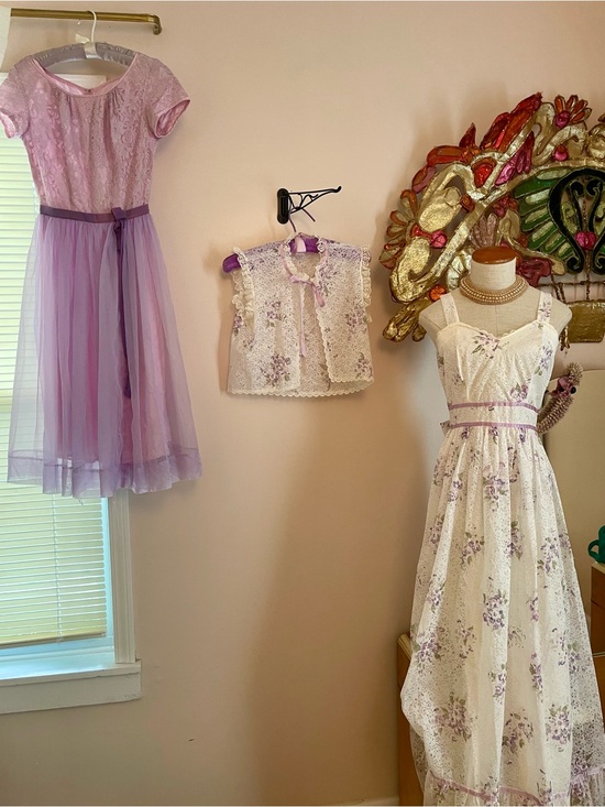 Vintage Dresses & Skirts - Vintage 1970s Lavender and White Lace Floral Maxi Garden Party Bridesmaid Dress